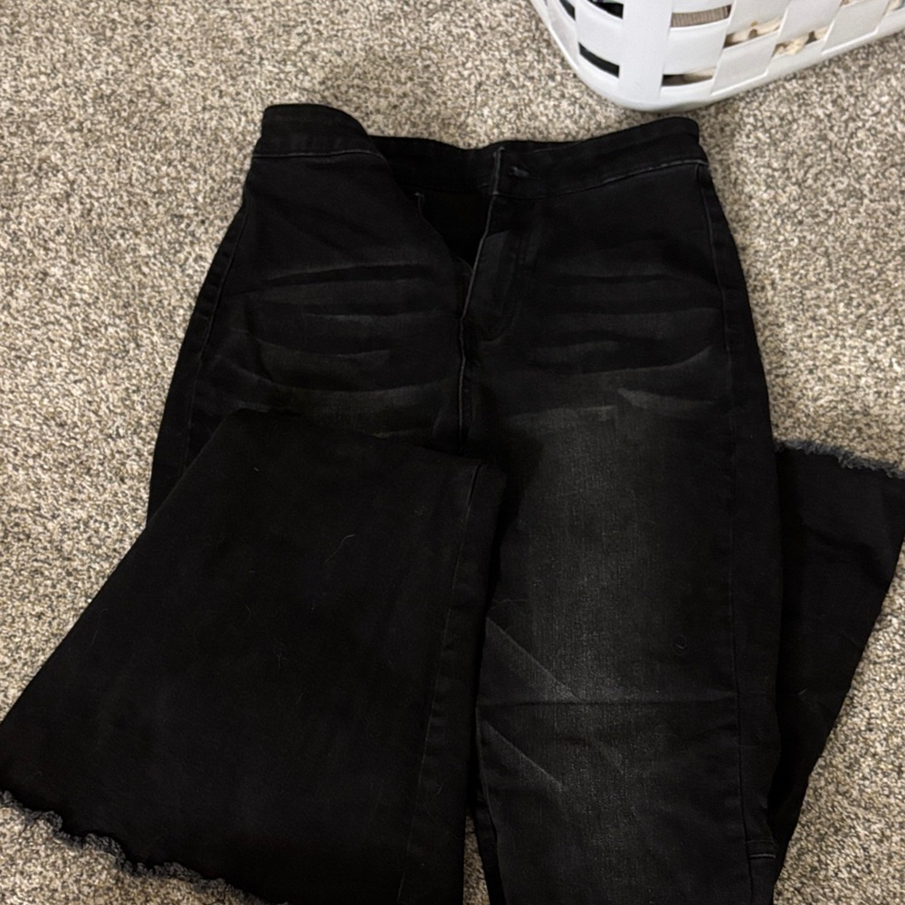 Elegant Black Flare Women's Jeans